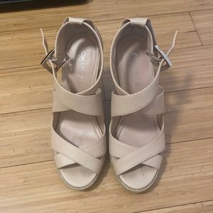 Charles David nude wedges